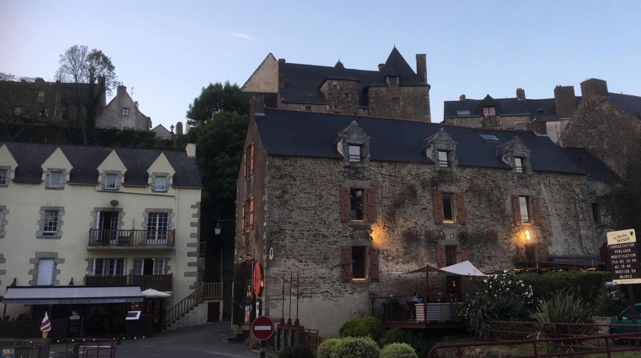 Aux Petits Bonheurs, Gites Culturel A La Roche Bernard Férel Exteriér fotografie
